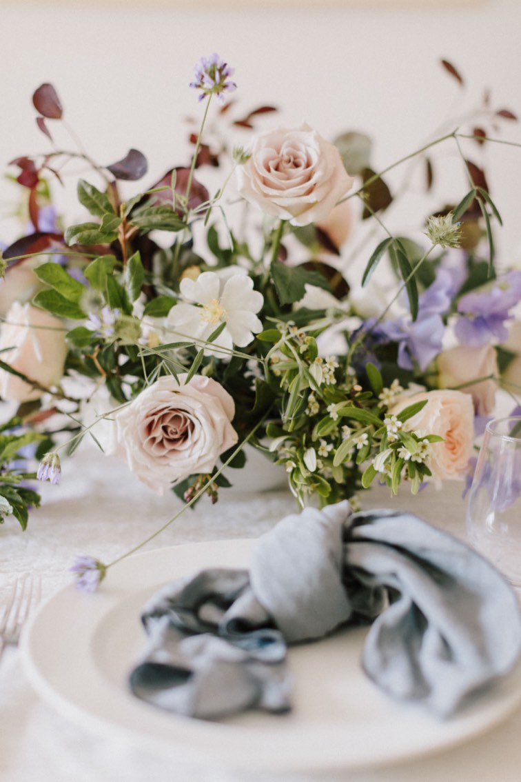 wedding florals table setting
