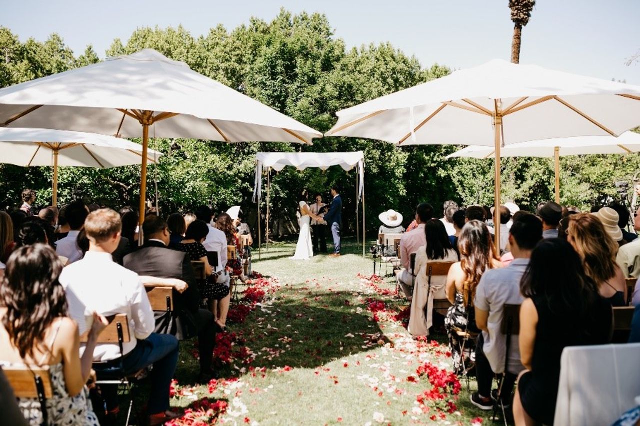 Outdoors destination wedding abroad in Barcelona